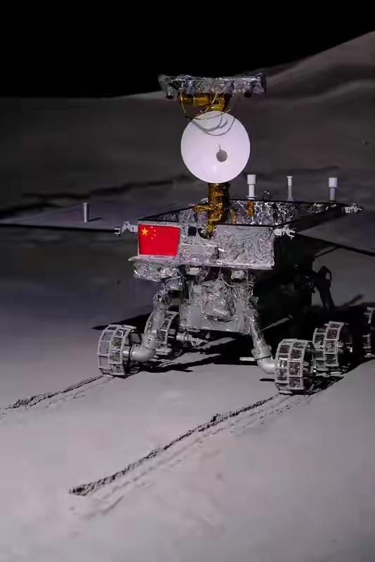 中国载人登月真有可能提前！7月我国载人登月火箭三级发动机长程高空模拟试验圆满成功