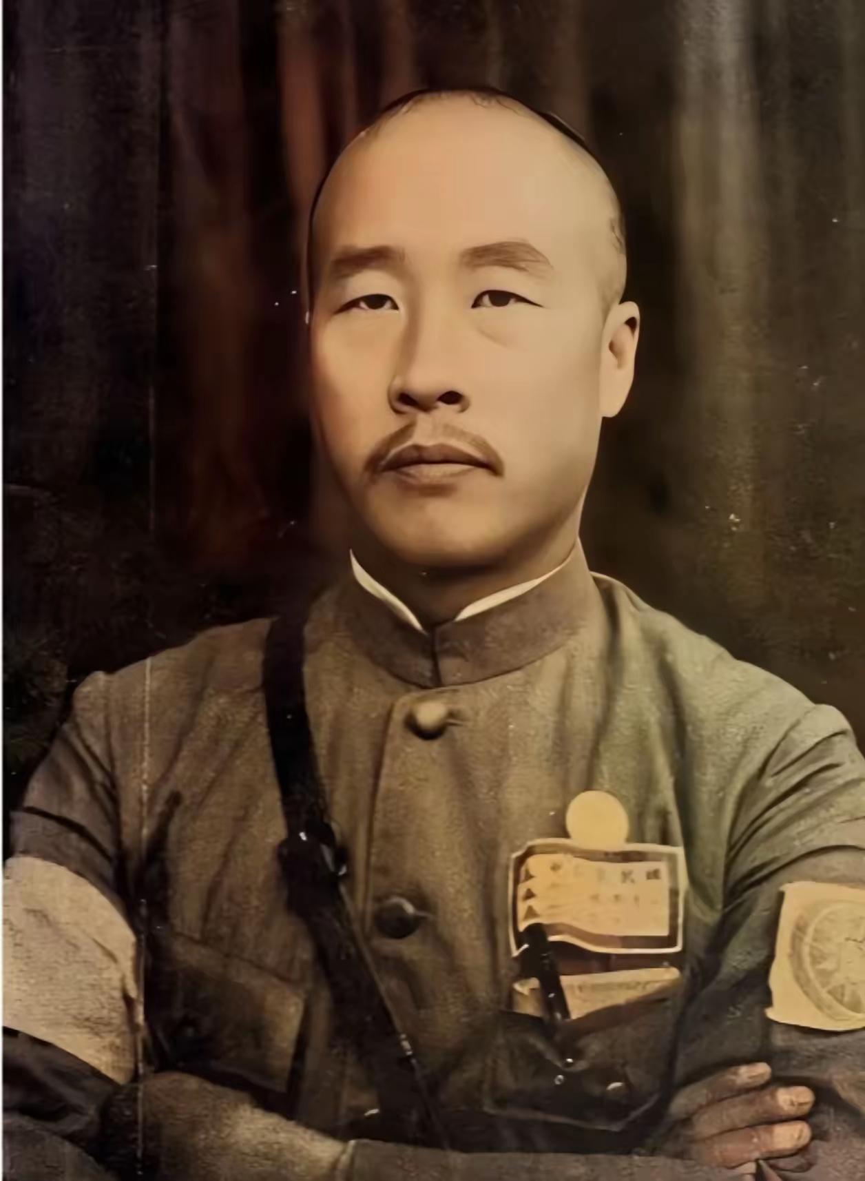 1938年韩复榘被蒋介石枪毙，后来蒋介石假惺惺给韩家发抚恤金想笼络。1948