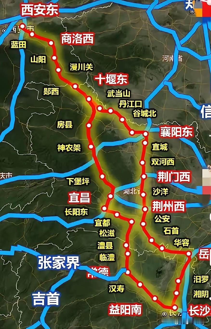 长沙以后到西安就方便多了！现在坐高铁需要绕行郑州，全程6个小时的样子，距离远，