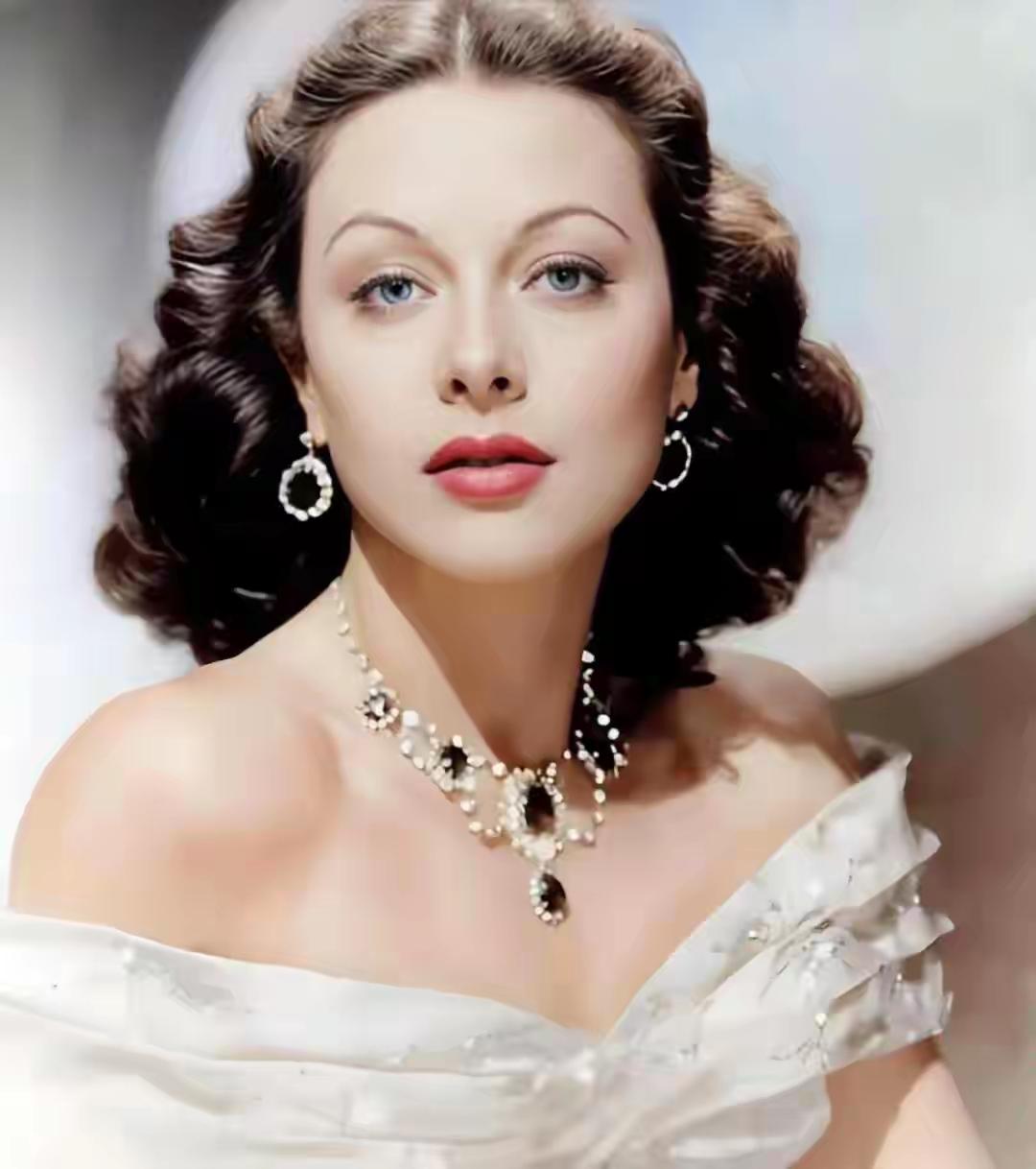 上个世纪美女的标准什么样的女人,最容易吸引到男人?什么样的女人让男人看了就心动