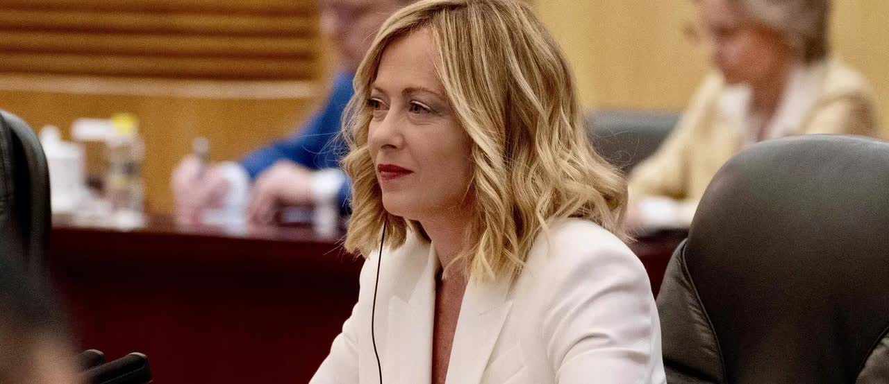 意大利总理说了句实话。意大利总理梅洛尼16日表示，俄罗斯总统普京和美国总