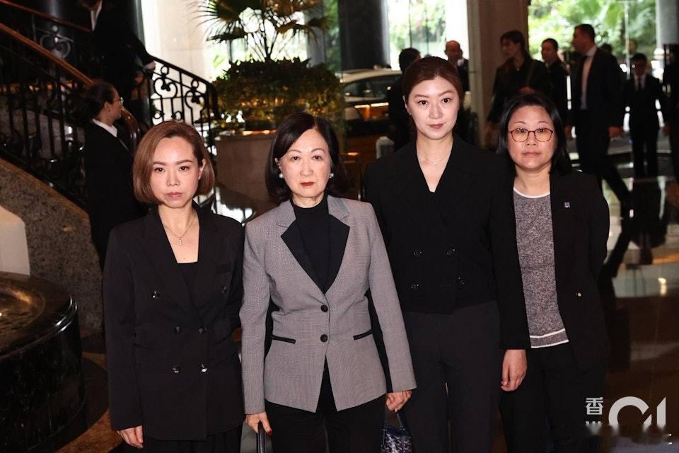 已故「賭王」何鴻燊與二房太太藍瓊纓的三女兒何超蕸（MaisyHo）上月因乳癌離