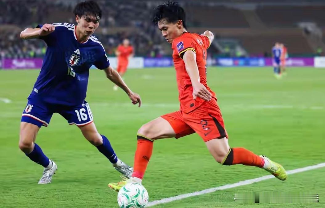 足球亚洲杯落幕，16支球队/最终排名中日决赛评分，国足5人及格+6人不及格