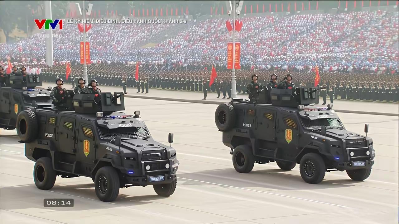 9月3日是纪念反法西斯胜利80周年纪念日。在这一天，中国和越南都举行了相应的阅