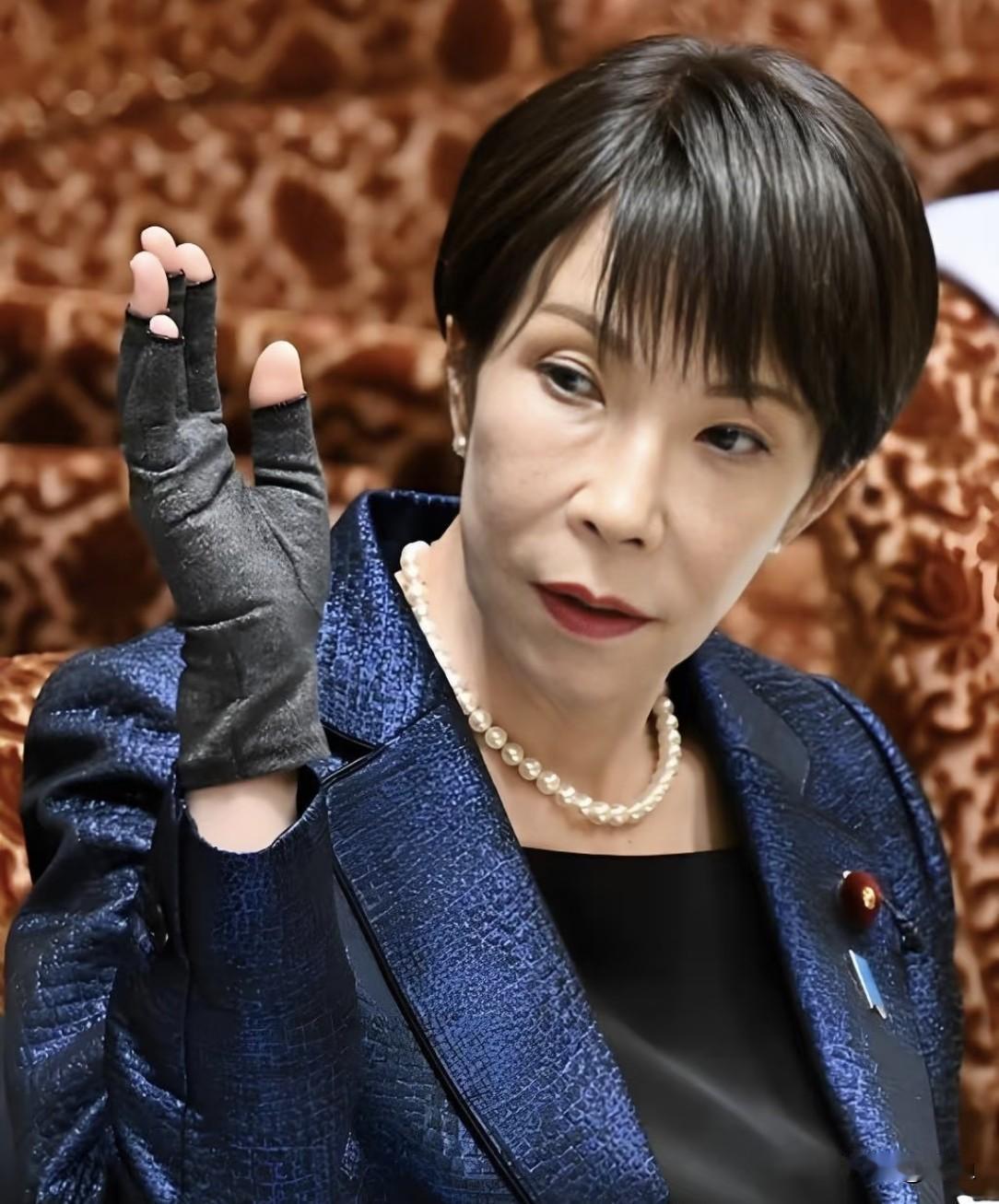 日本这回是真的不装了，8月16号起，直接把五轴数控机床、高精度零件列入管制名单。