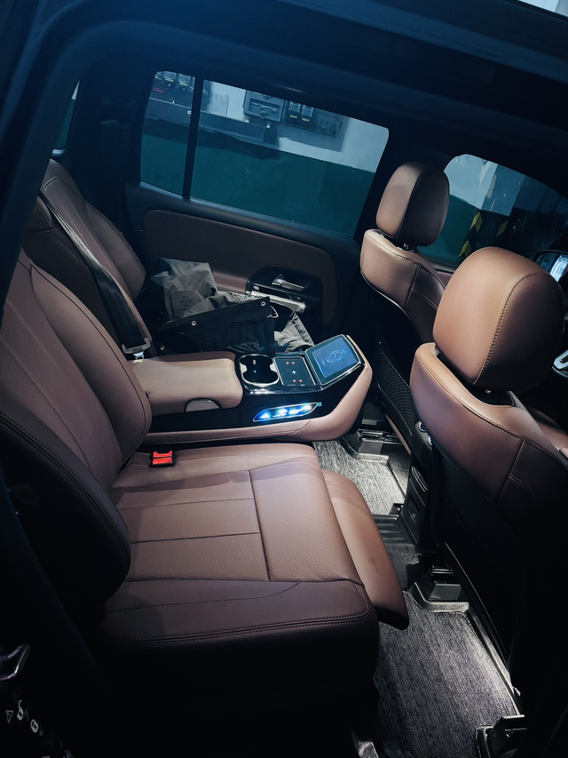 完美了舒服了外观就不说了，个人觉得比GLC好看，开也好开，2.3年了啥毛病没有