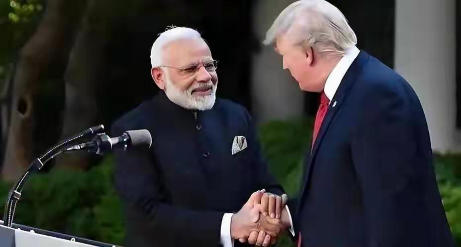 最近出口外汇率跌，外资撤了320亿，再加上中美关系回暖，印度这波属实有点尴尬了。