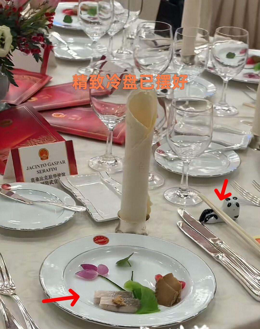 93阅兵国宴菜品曝光！每一道都是名菜，荤素搭配，恰到好处！这一次的大阅兵，让