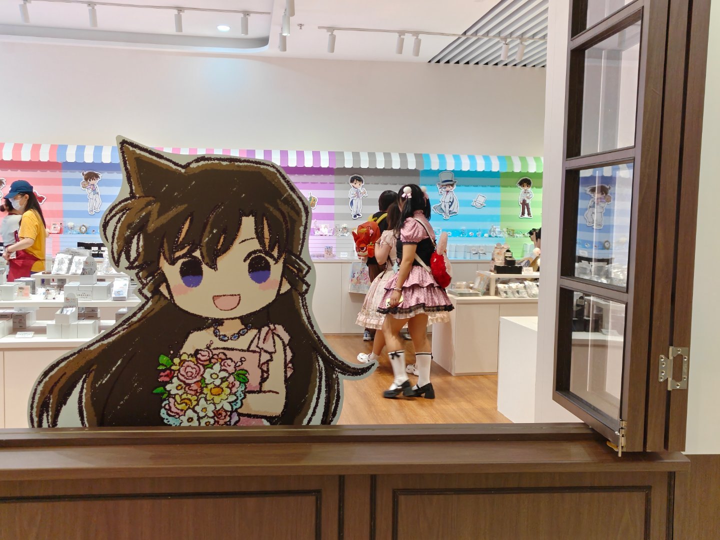 每次到大悦城我都觉得自己out了，各种cosplay，各种动漫主题店。