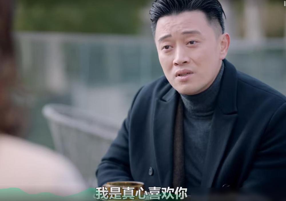 《不期而遇的生活》第30集预告，李匆匆刚离婚，韦总就对她告白了：“之前呢，你有家