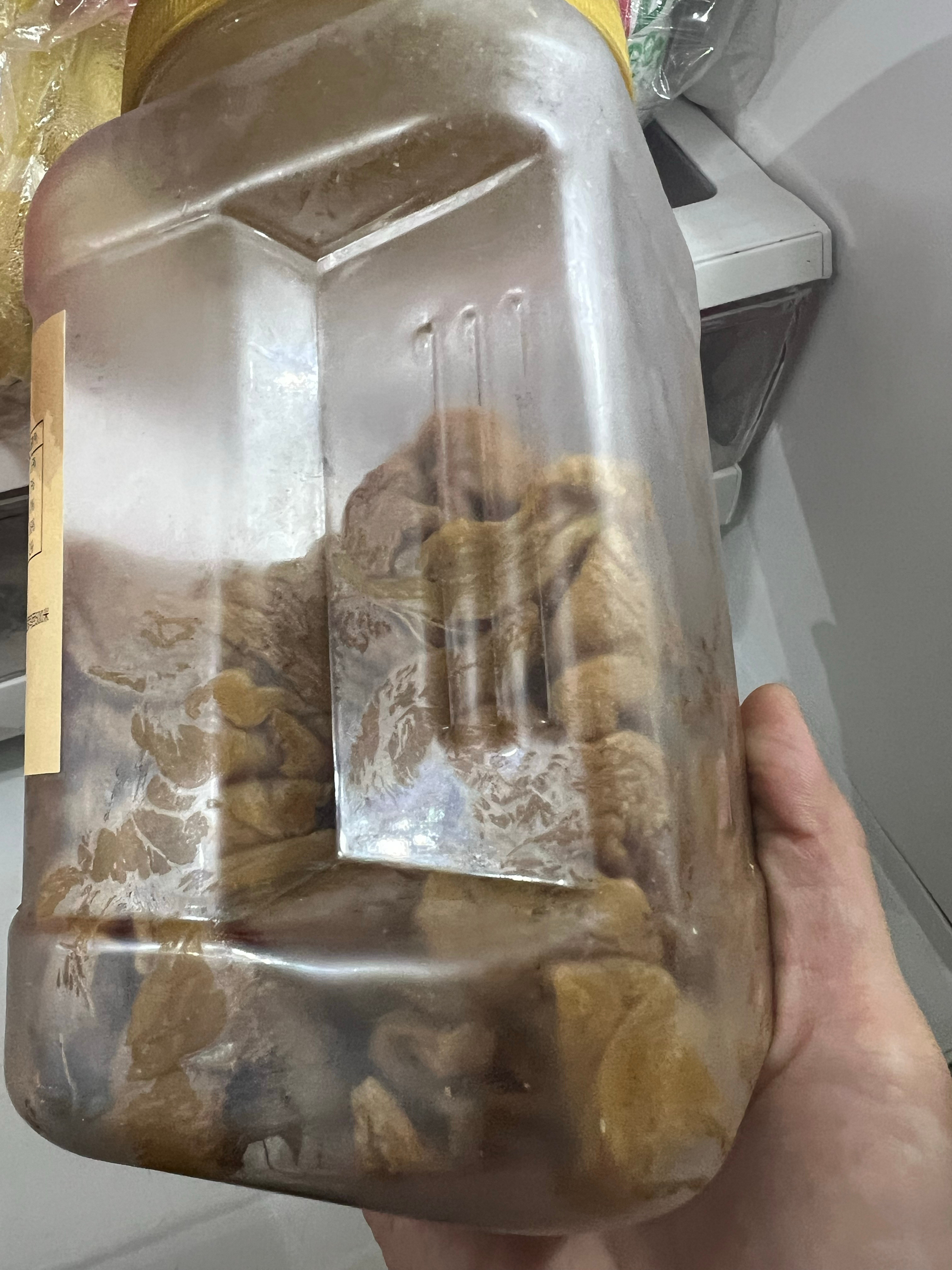 有谁懂这一口美味今年春节我的最爱，没有之一萝卜干炒鸡蛋，再配上回来在服务区买的腐