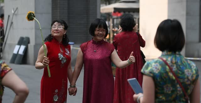 高三家长别不信，千万不要再这样做了，对孩子的高考真的很不利！高考临近，用