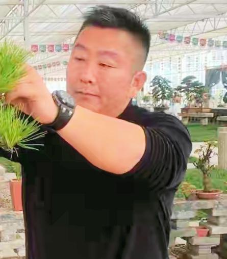 济南，反腐终于到了村一级！这个高好像还是个能人。济南
