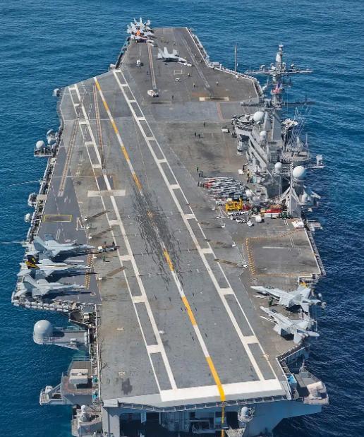 中国“人造太阳”一旦点亮，美国11艘航母舰队，将在24小时内，被激光武器“烧成废