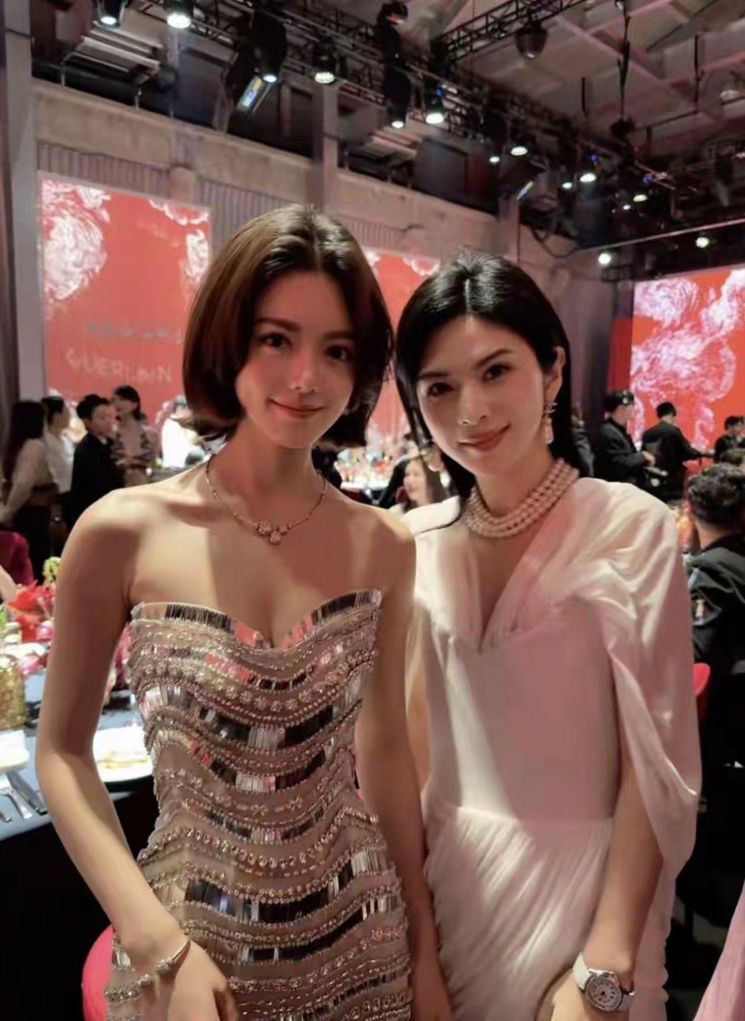 一直以为赵今麦是淡颜，这看起来妥妥浓颜大美女