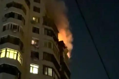 果然被我猜中了！ 乌克兰总统泽连斯基宣布： 2月3日，乌克兰总统泽连斯基