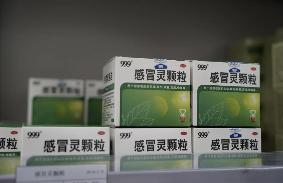 最近温度比较异常，周围很多朋友已经中招，甲流其实中招了也很痛苦的出门戴口罩吧，或