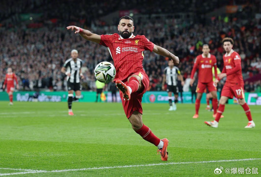 【自由身离队】罗马诺：33岁的利物浦前锋萨拉赫将在夏季离队，他已经收到了沙特的丰