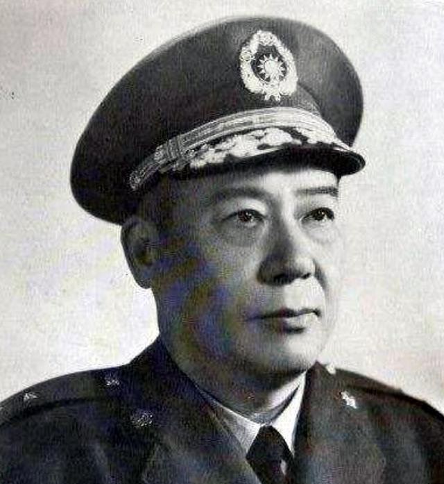 1949年，在淮海战役中，杜聿明兵团的国军要员基本被俘，但令人遗憾的是，在这场战