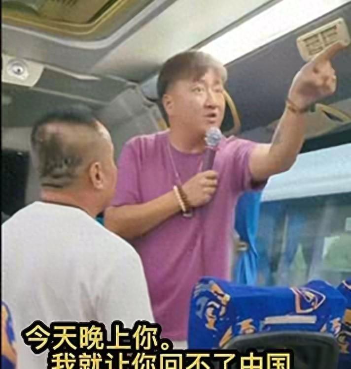 黑导游威胁旅客后续：身份曝光中国籍，已经被逮捕，负责人受牵连 谁能想到，一场