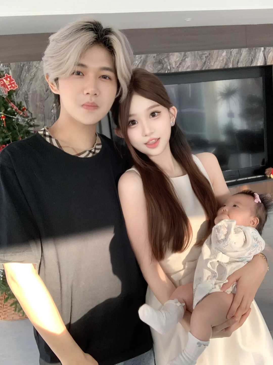 姐弟恋结婚生子 老公说他后悔了😢