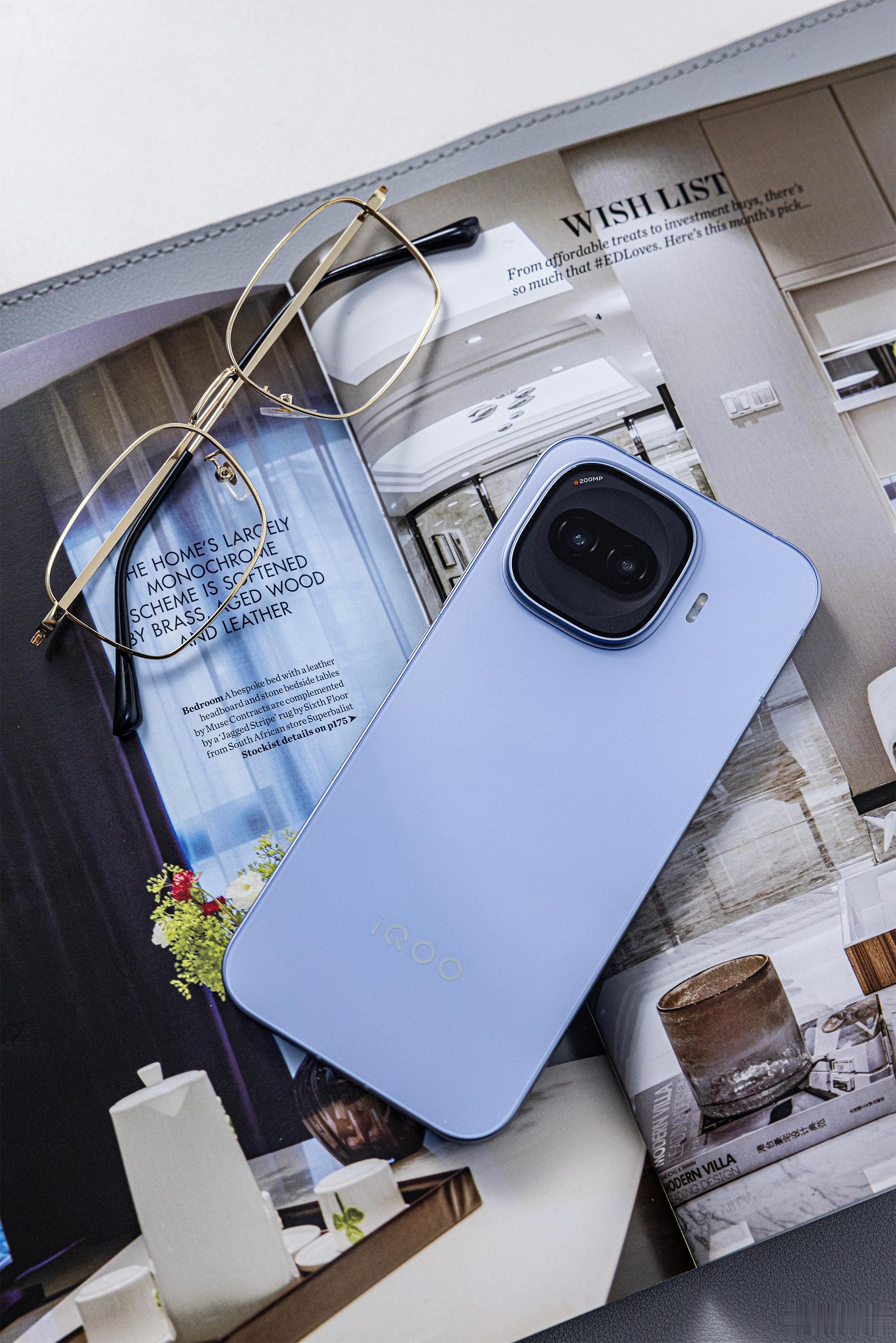 iQOOZ11Turbo发布也一段时间了，2千出头的价格，不错的颜值和质