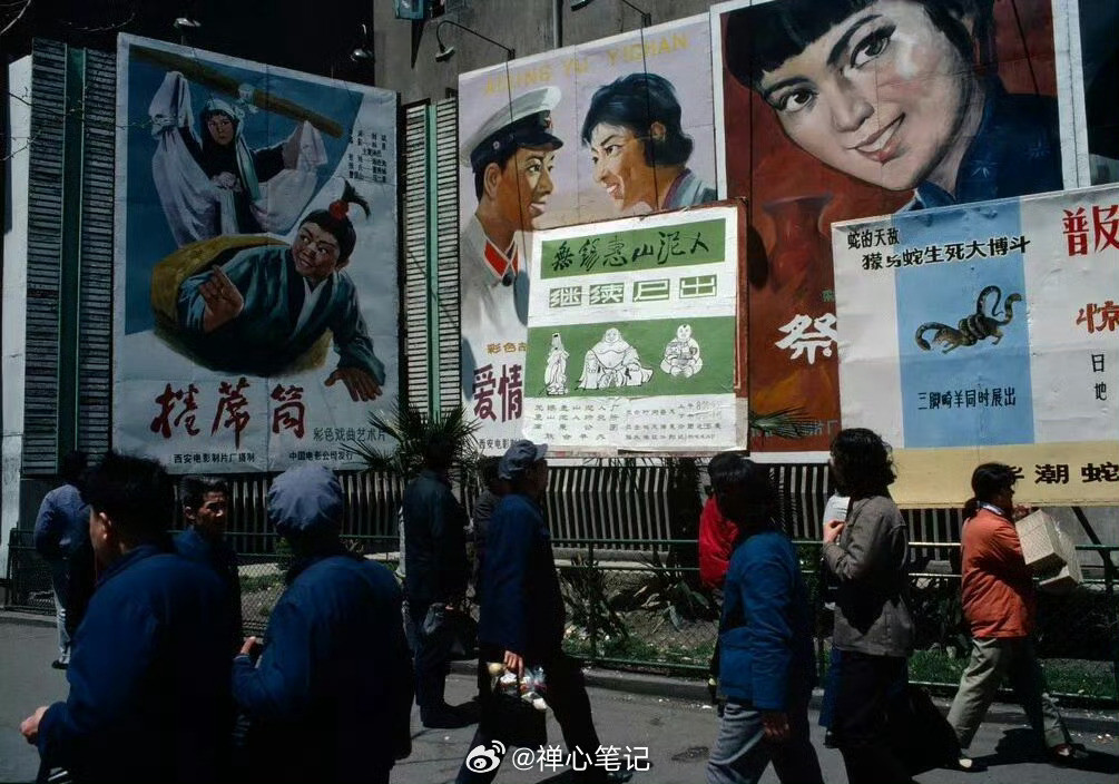 低头赶路的人，不谈心酸，抬头望星的人，不说冷暖。​​​