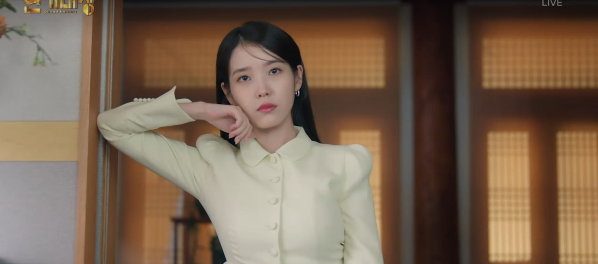 IU边佑锡新剧4月10日播出4.10号一起来看成熙珠～