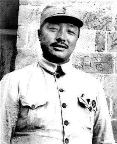 彭德怀和贺龙两位元帅，都有着爽朗直率的性子，可行事风格与带兵的底色完全不同。贺龙