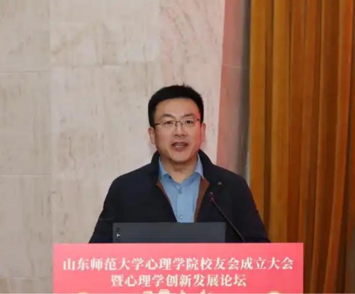山东师范大学官网“现任领导”一栏有更新，郑元杰副校长的资料已被撤下。此前郑元