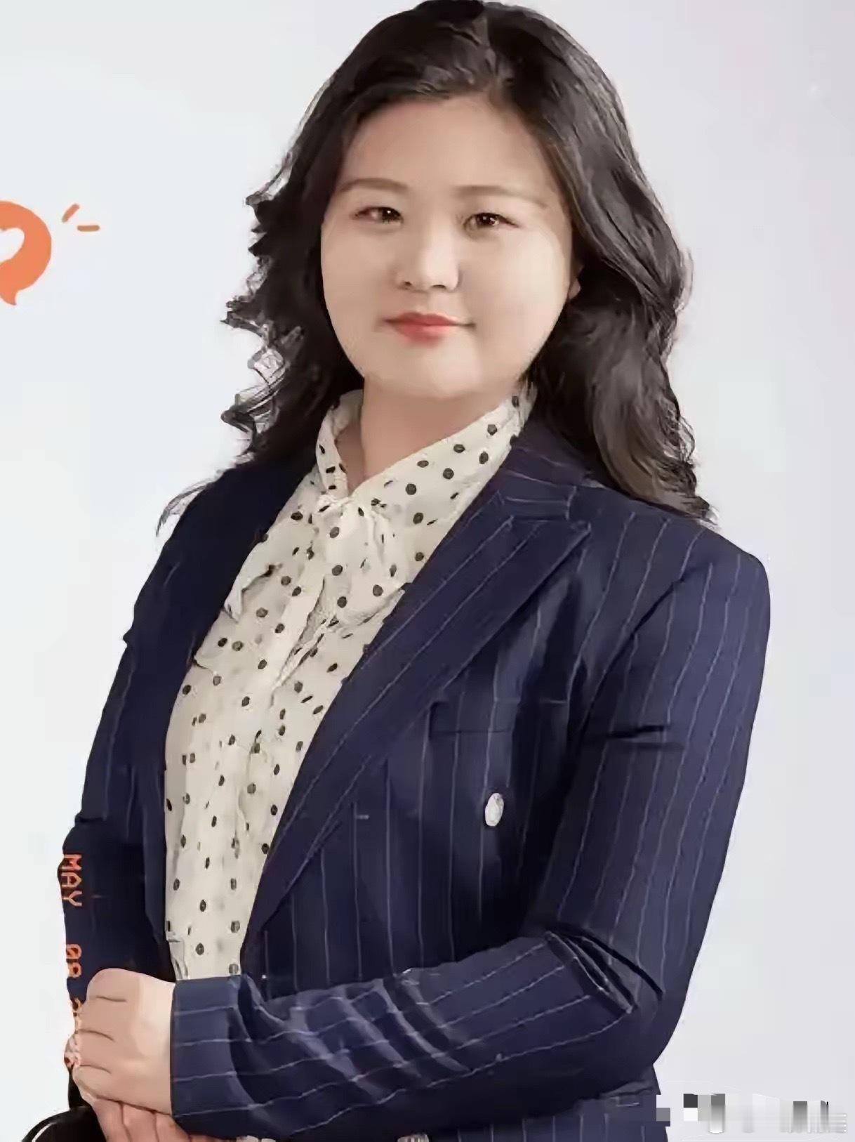青岛那个38岁的泰康女代理人任晓敏，直接给咱们上了一课。人家专盯身家过亿的老板，