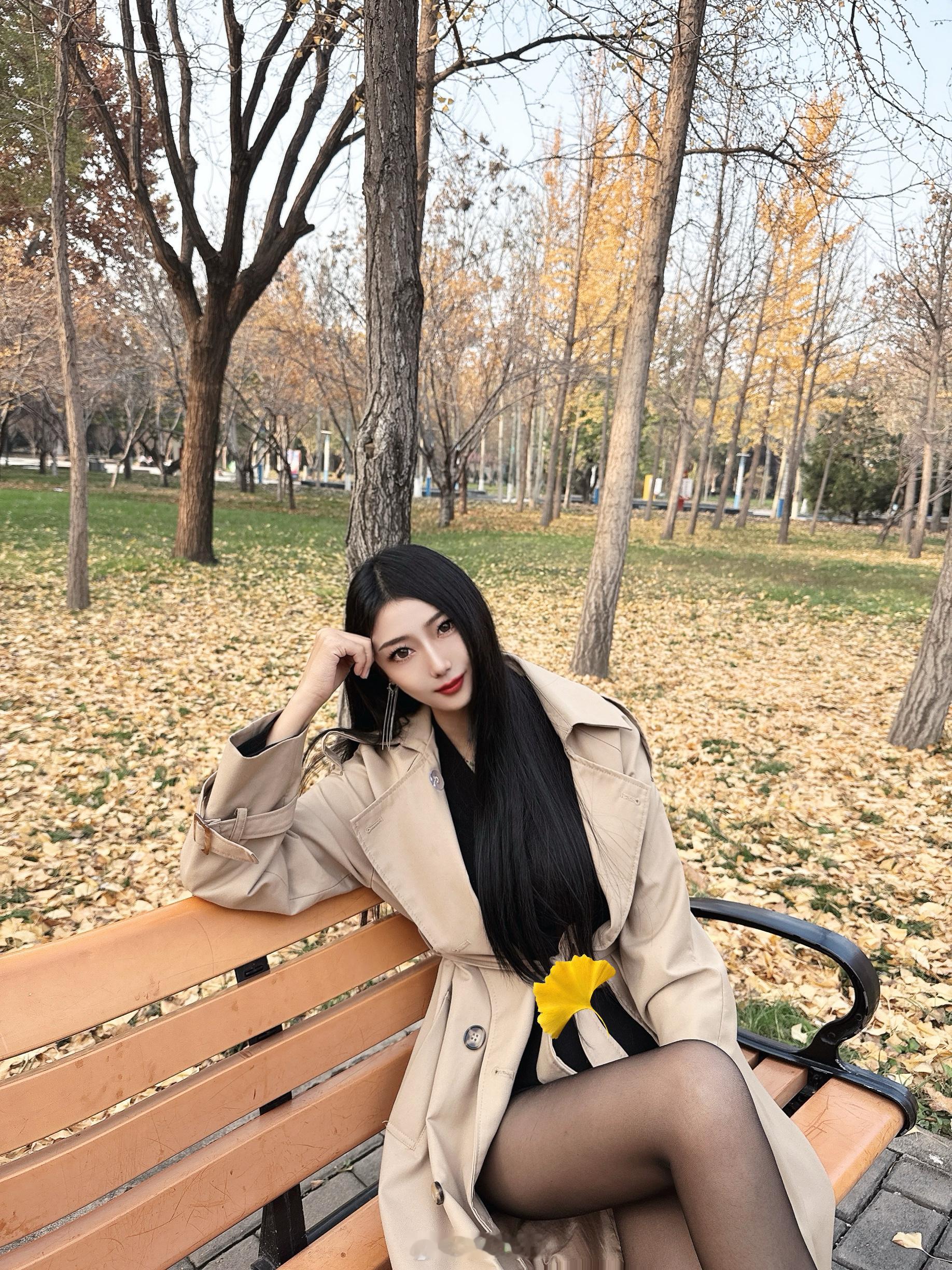 少妇保持身材的秘诀就是不听男人画的饼