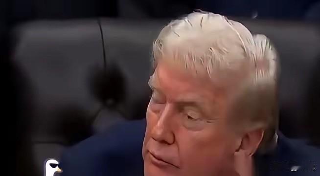 本想敲山震虎，一招制住老马，让全世界看看谁才是老大。结果这一巴掌下去，山没震住