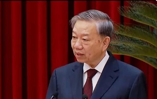 一条运河通水，越南躺收几十年的"过路钱"，说变天就变天！ 9月16日，广西平