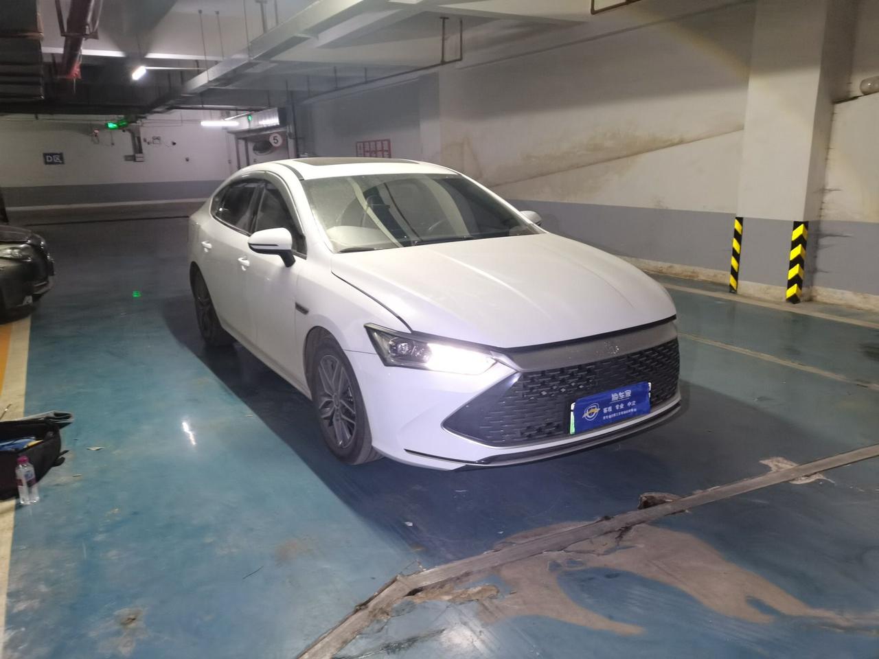 开车不爱惜，四年就报废！前两天验了一台比亚迪秦PLUS，2022年7月上牌的D