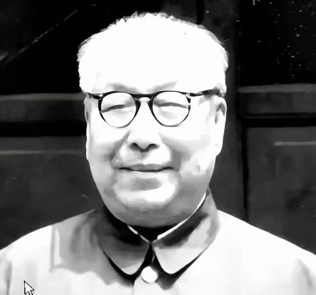 1988年农民朱海清在地里干农活，村长气喘吁吁跑来：“别干了，快回去，你家来了个