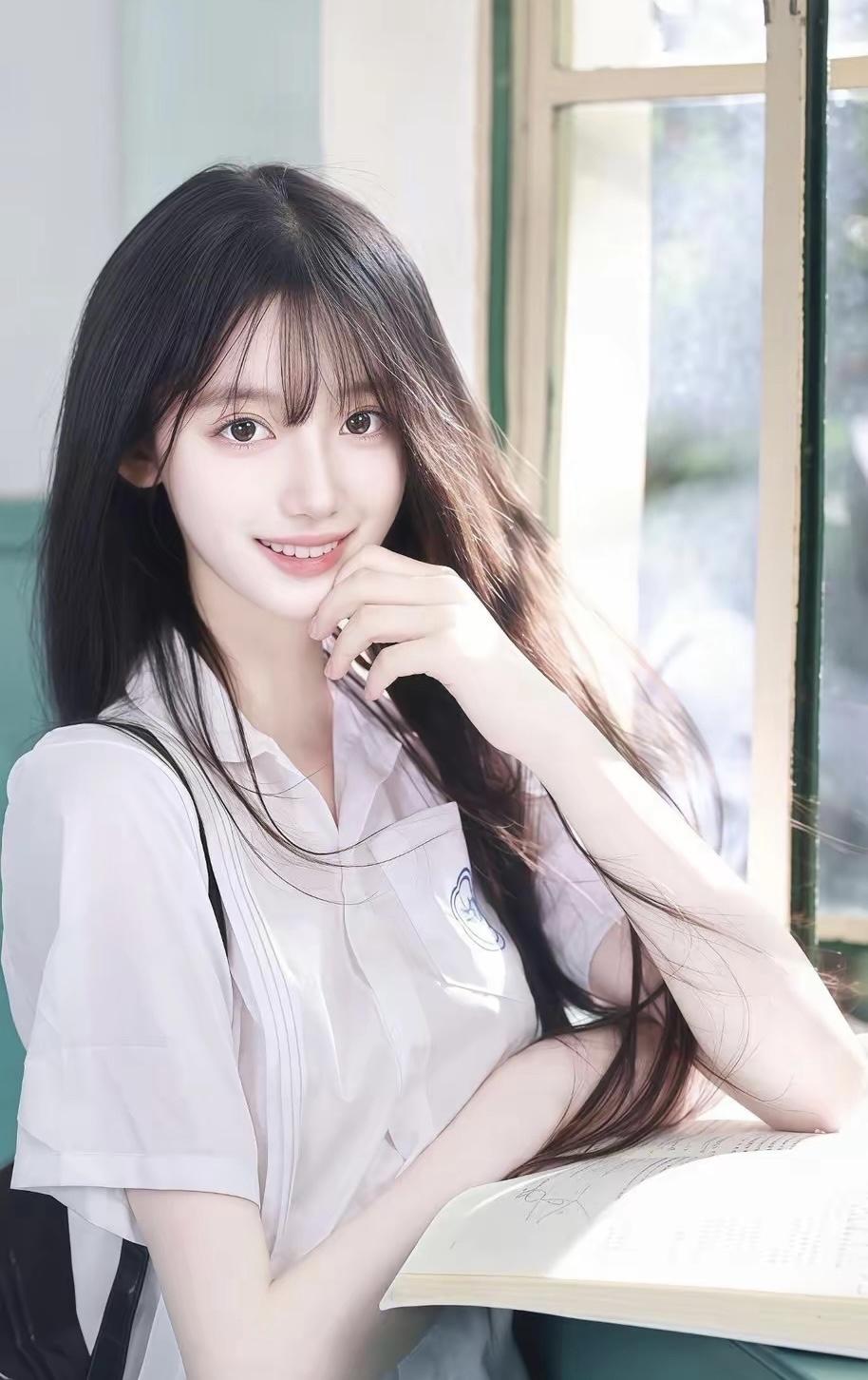 真正的美女到底长什么样漂亮又可爱的女孩才是最漂亮的女孩，这样才是美女。