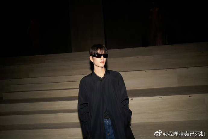 肖战上榜米兰时装周最受热议的名人肖战内娱唯一上榜米兰时装周最受热议的名人肖战上榜