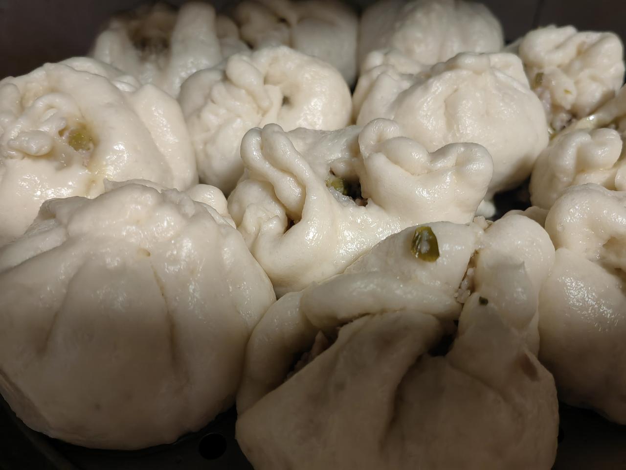 有没有人觉得广州的包子譬如某比，某霞包点，已经没有包子味了，面粉被机器搅拌的稀薄