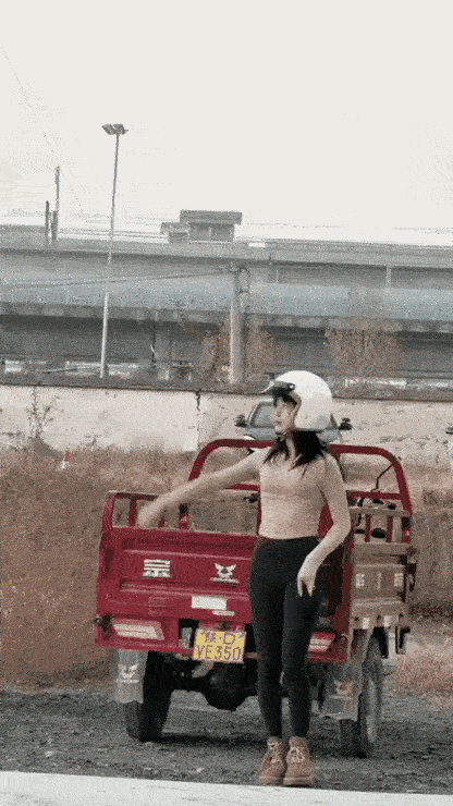 摩托车：你厉害咯。