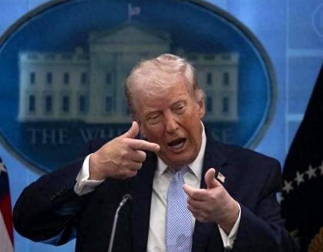 很多人都以为，是内塔尼亚胡把美国死死拖在了中东。看错了。真正把美国摁在老虎凳上的