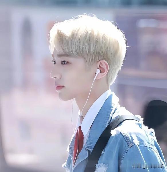 流量明星主动退圈，还顺手把内娱潜规则摊开说！赖冠霖这操作堪称娱乐圈“反向爆料