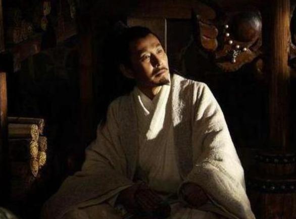 公元前472年，勾践赐死文种，文种临死质问：“我帮你灭了吴国，你这就卸磨杀驴？”