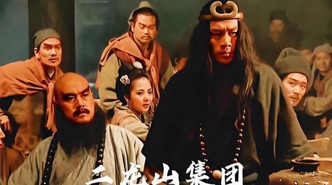 很多人看不懂《水浒传》，施恩明明是利用武松，完全不顾武松的死活！从施恩见到武松，