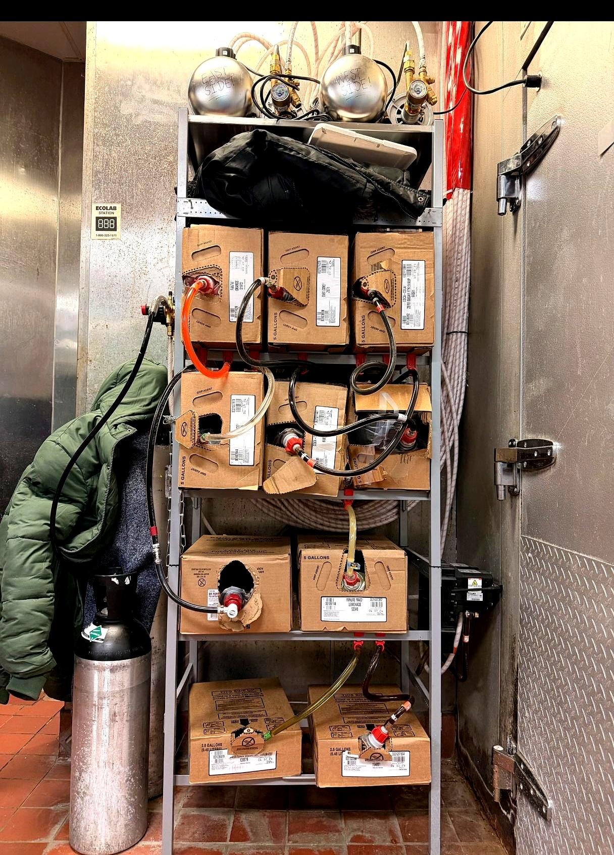 看到桌上那杯奶茶，你还敢喝吗？反正我是真不敢了！说实话，最近看了不少报道，好