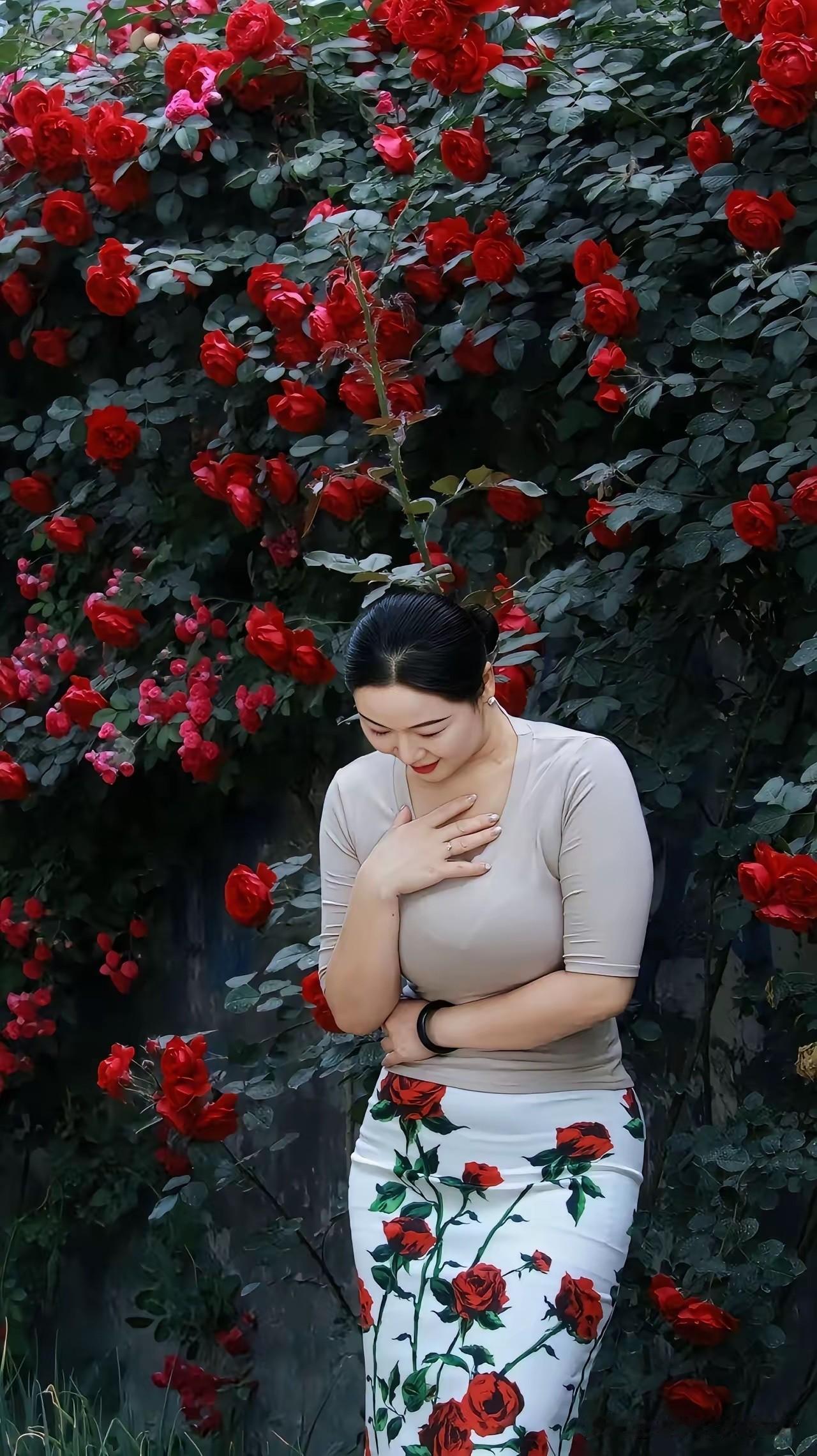 为什么那么多人找情人越是平静的人向外扑的欲望也就越强烈到底是为什么呢一共