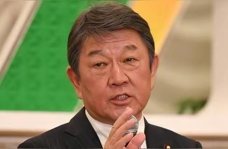 中国不接受南海仲裁案的结果，所以不会执行南海仲裁案，但是，所有支持南海案结果，并