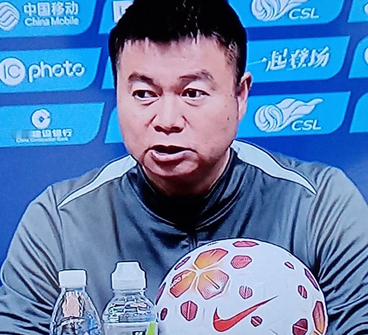 保级6分战，武汉体育中心40153名球迷见证的，是一场0:0。8月22日晚中