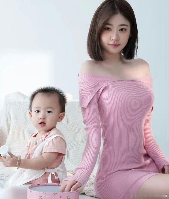 黄一鸣回应公开孩子父亲最近，黄一鸣回应公开孩子父亲这一事件在网络上引起了不小的波