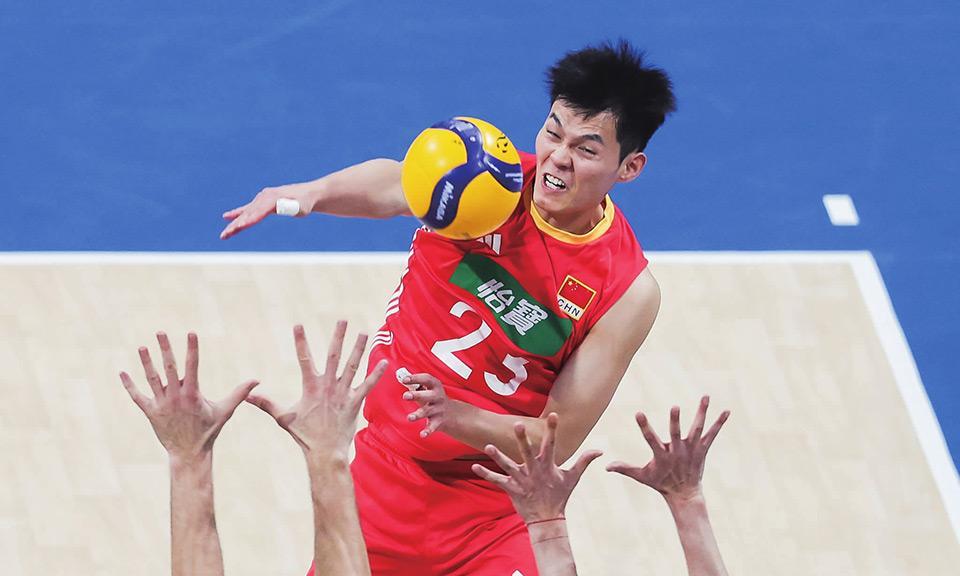 中国男排惜败塞尔维亚，关键局27-29憾负遭遇世锦赛两连败！